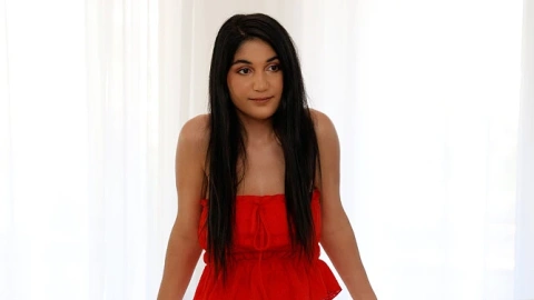 Zarina's Sexy Audition – Hot & Alluring